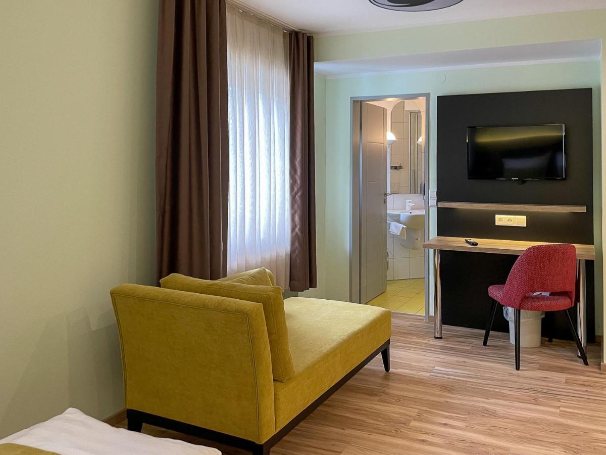 Hotel Zur Flueh Бад-Зекинген Экстерьер фото